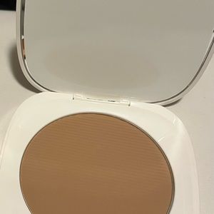 Bronzer